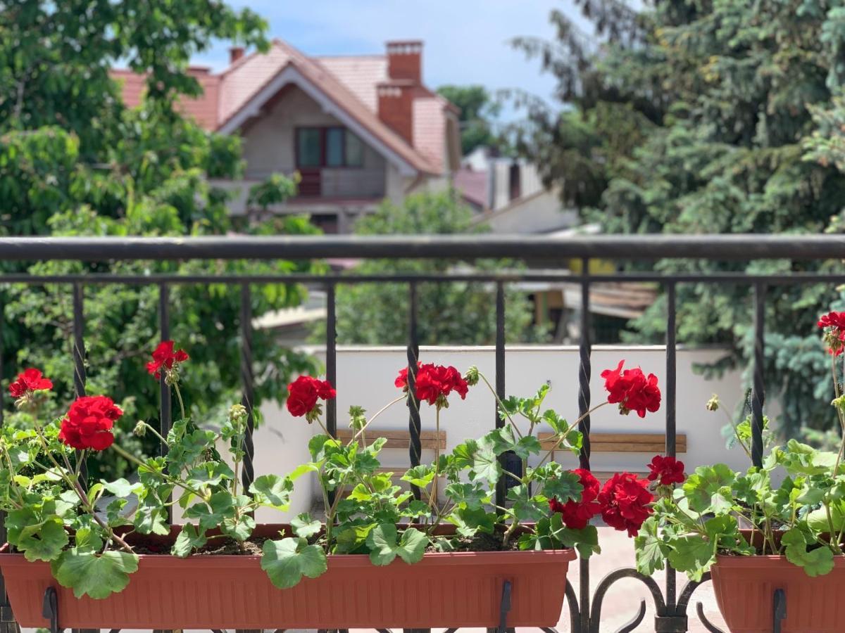 Eduard Hotel Ujgorod Dış mekan fotoğraf