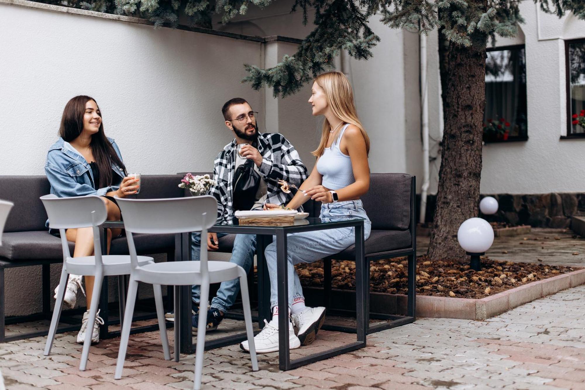 Eduard Hotel Ujgorod Dış mekan fotoğraf
