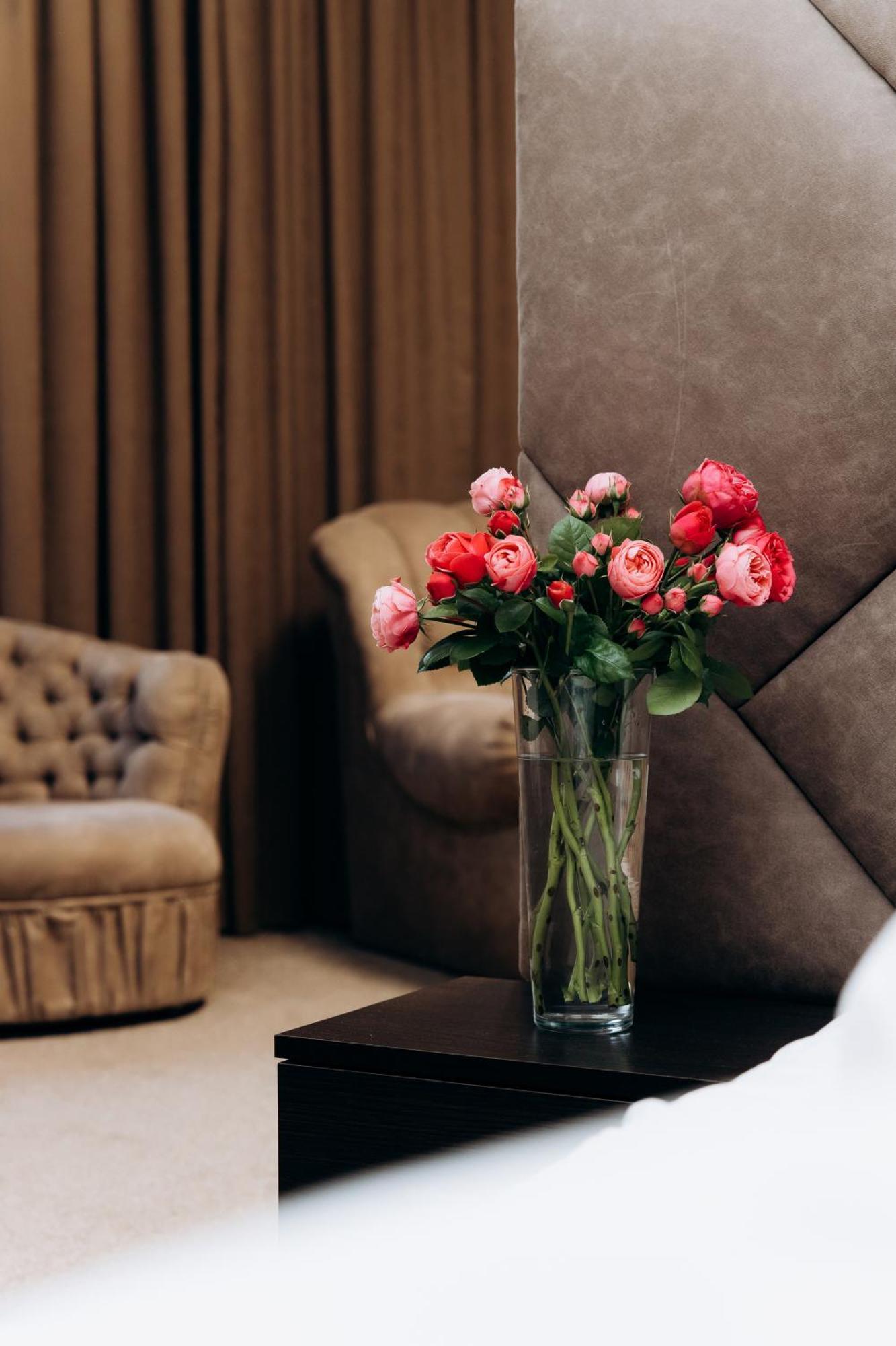 Eduard Hotel Ujgorod Dış mekan fotoğraf